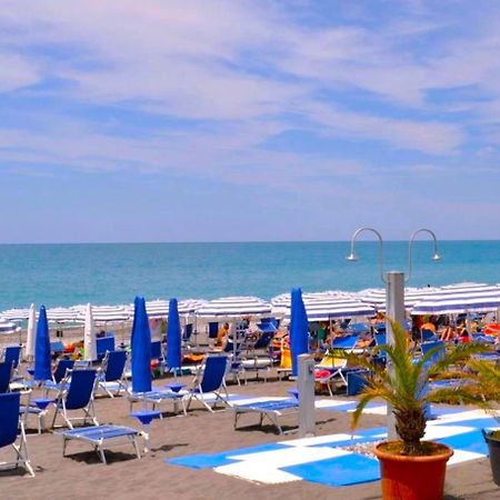 Sporting Club Resort Прая-а-Маре Екстер'єр фото