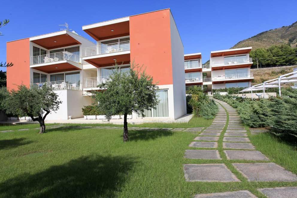 Sporting Club Resort Прая-а-Маре Екстер'єр фото